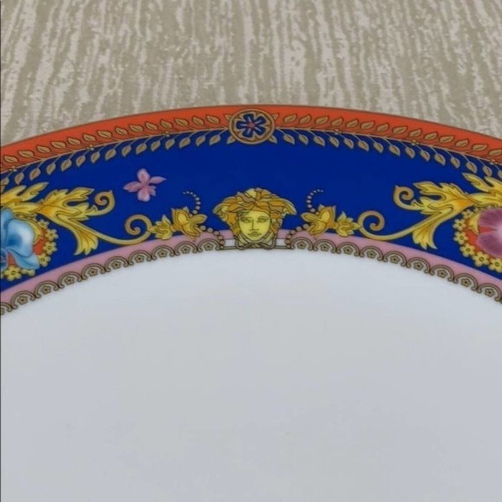 VERSACE DECORATIVE PLATE - Picture 2 of 6